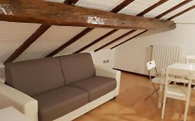 Casa Marzia - Vicino A Sant'Orsola E Centro Citta, Silenzioso E Accogliente
